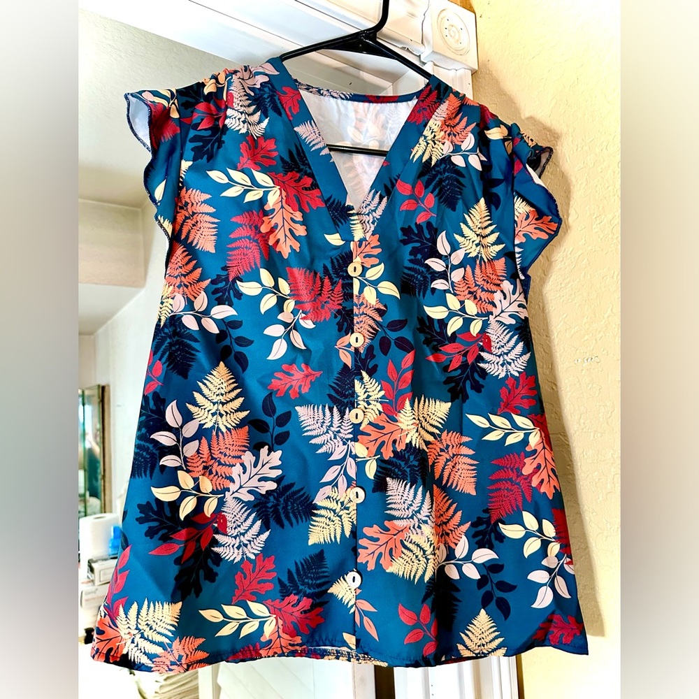 Vibrant Fall Floral Leaf Print Women's Blouse